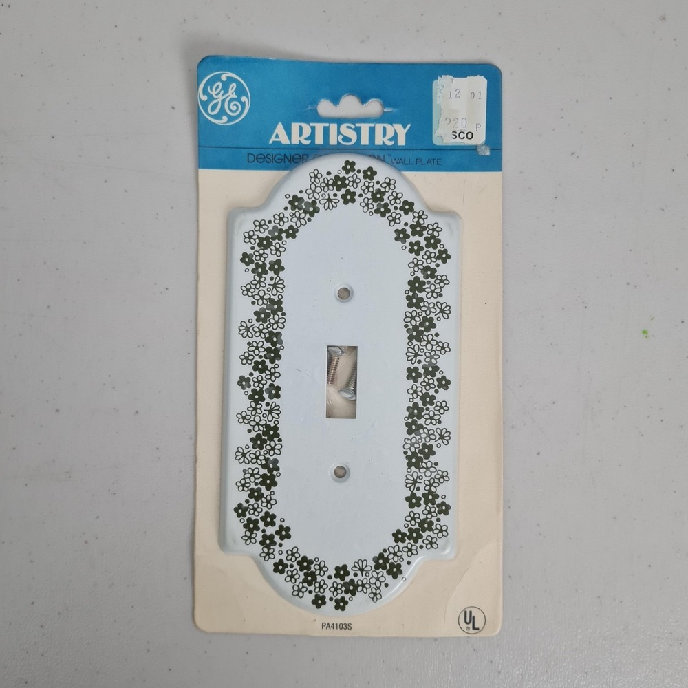 Vintage 70s General Electric Wall Plate Spring Garden Crazy Daisy White Green